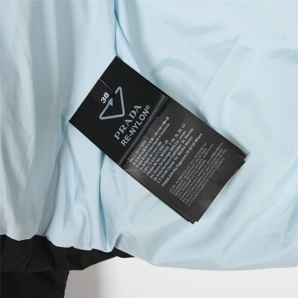 Prada Re-Nylon cropped down jacket - Picture 8 of 9